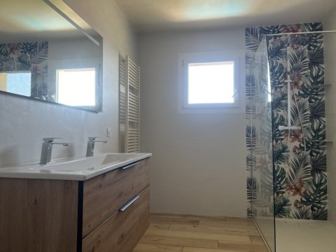 Salle de bain clé en main